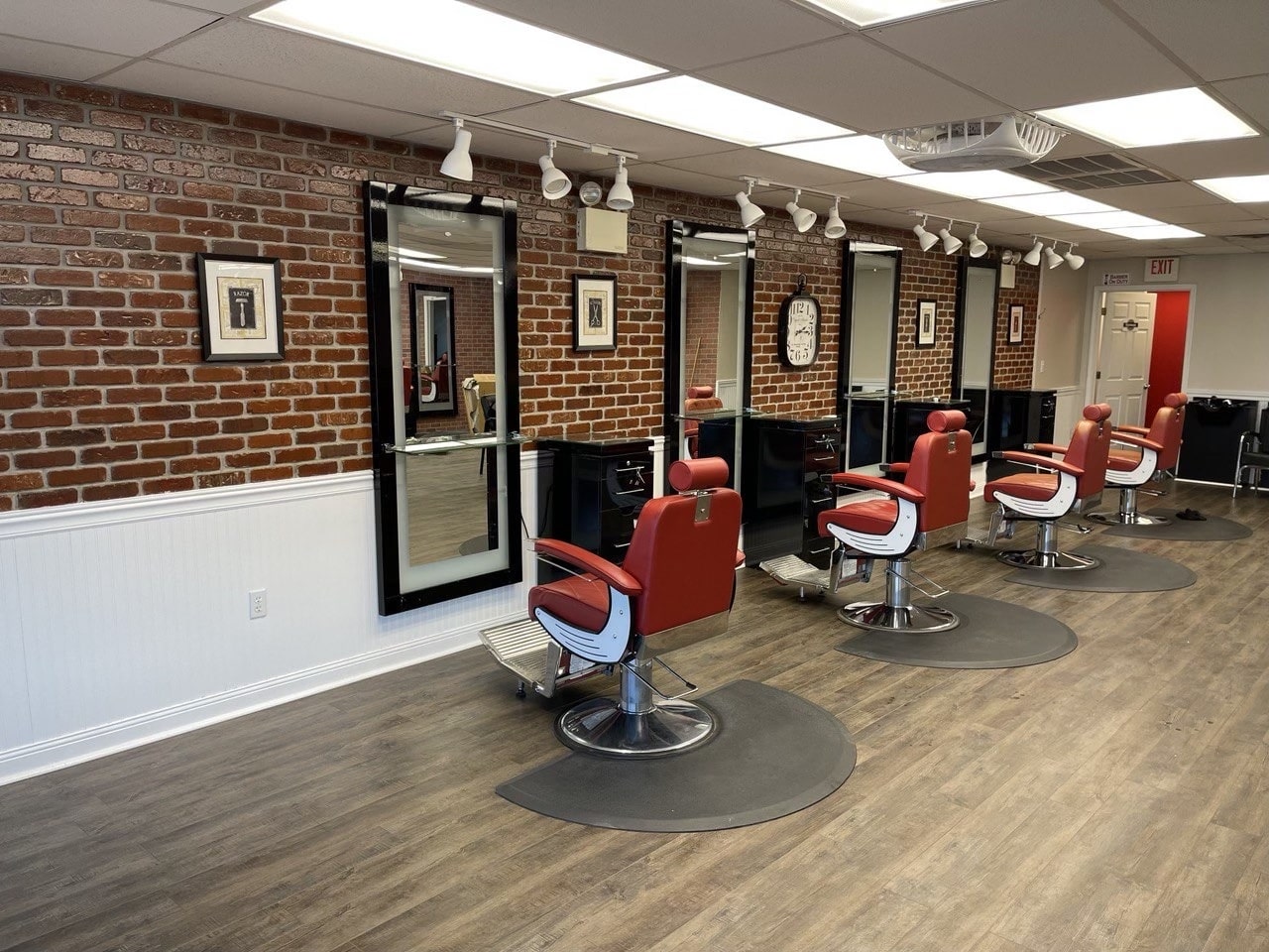 Haircut Service - Premium Barbershop Levittown. 